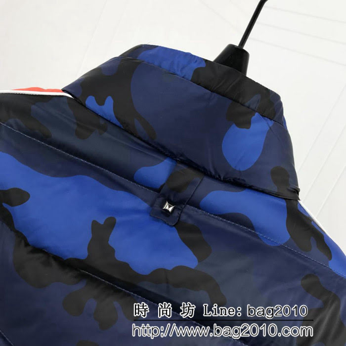 VALENTINO華倫天奴 18SS秋冬新款 男款迷彩羽絨服 ydi1749